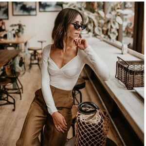 Reformation Heather Ivory Bodysuit Sweetheart Neck Large P430